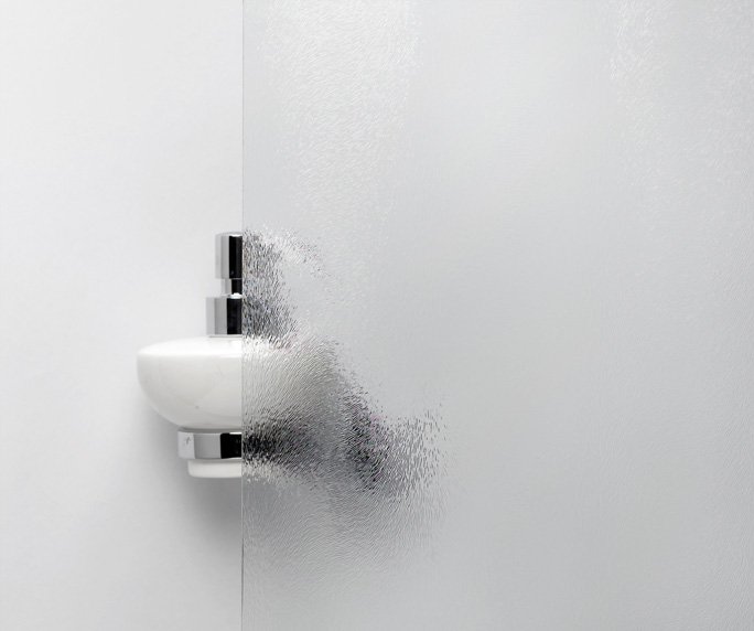 image 1 of דוגמאות זכוכית למקלחון